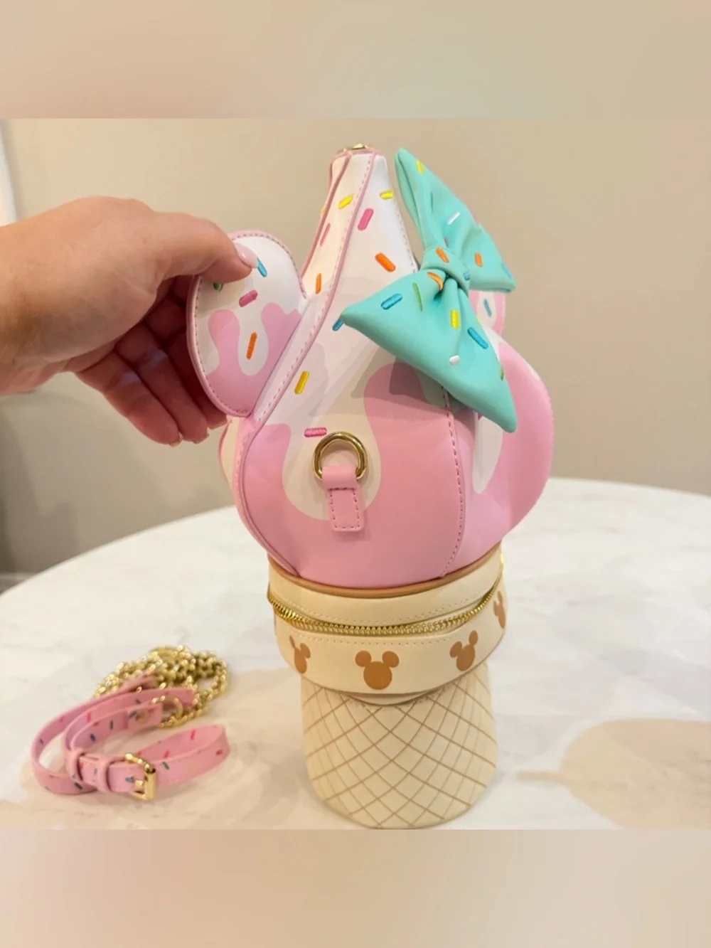 NEW Loungefly Stitch Shoppe Disney Minnie Soft Serve Ice Cream Crossbody Bag - Picture 13 of 16